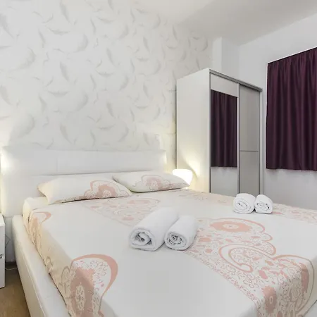 Tramonto Apartment Seget Vranjica